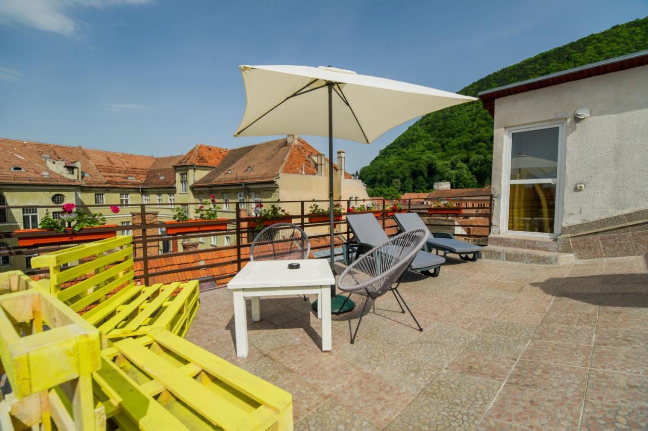 Rooftop Central Apartment Braşov Exterior foto